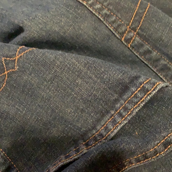 Men’s Lucky Brand Blue Jeans - Picture 4 of 4